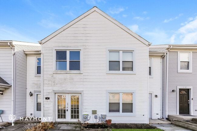 Primary Photo - 8 Ute Ct