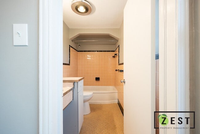 Building Photo - Greiner Apartments