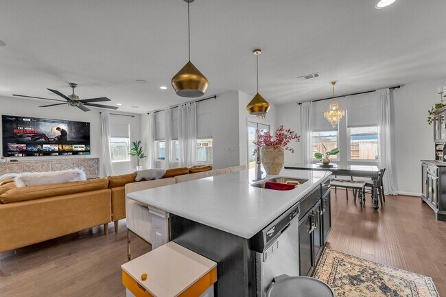 Building Photo - 306 Cold Spg Lp