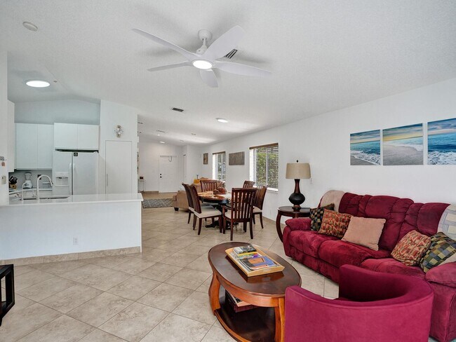 Building Photo - 1245 SW 46th Way