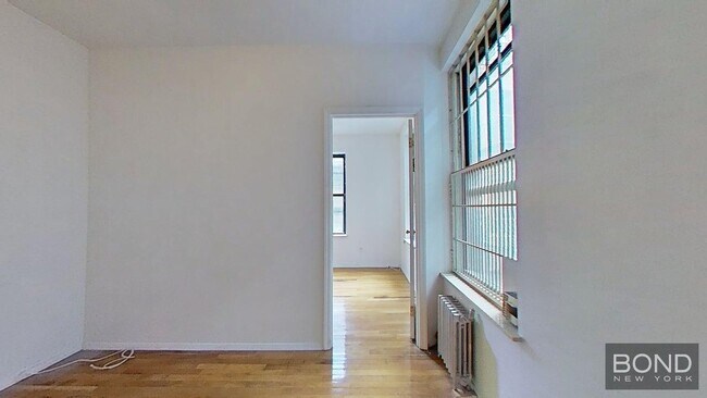 Building Photo - 237 E 5th St