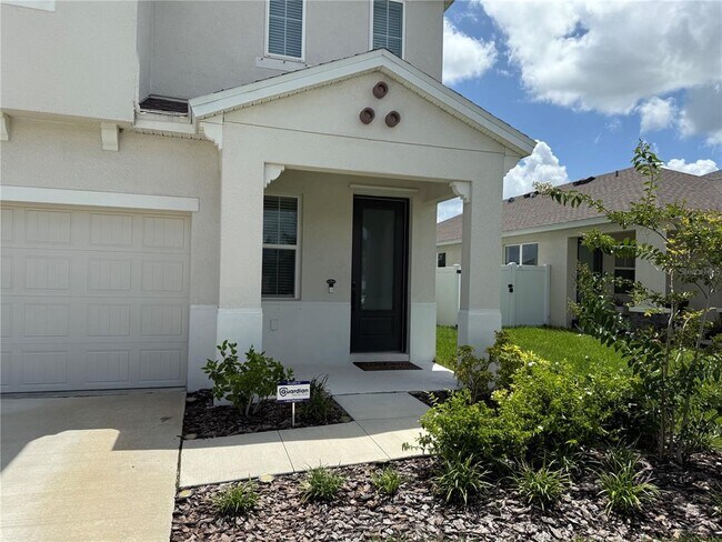 Building Photo - 4702 Birdsong Dr
