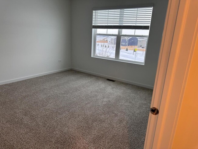 Building Photo - 2270 Barbera Dr