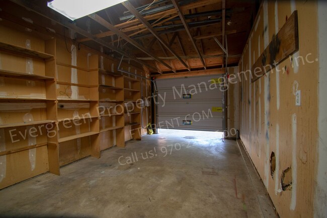 Building Photo - 3 Bedroom, 2 Bath Home in Fort Collins!