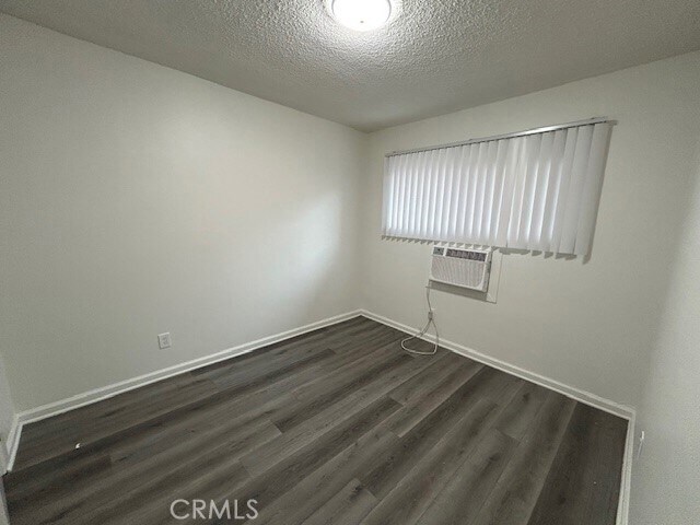 Building Photo - 37067 Bankside Dr