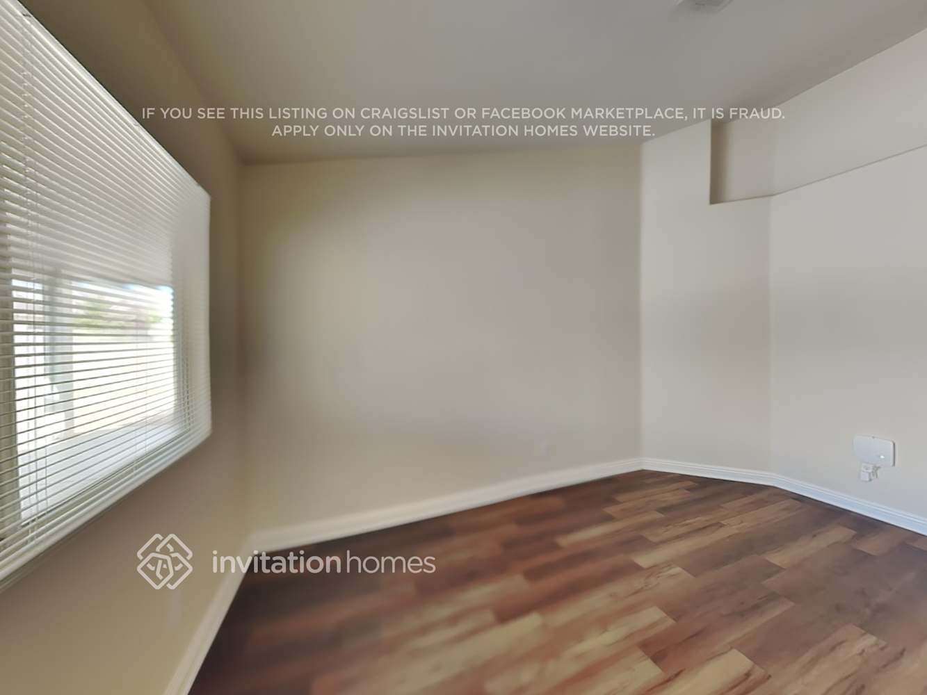 Building Photo - 3725 St Charles Ct