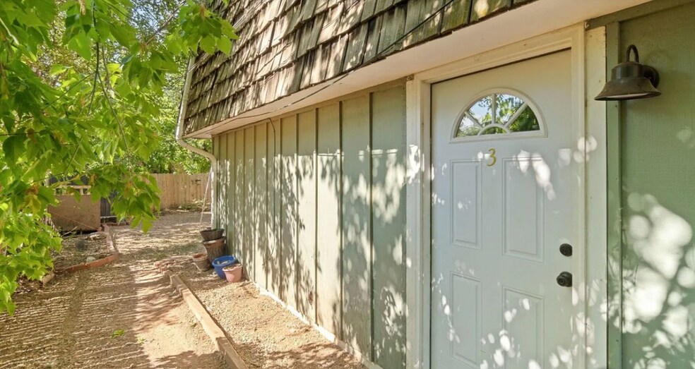 Building Photo - 3300 Madison Ave