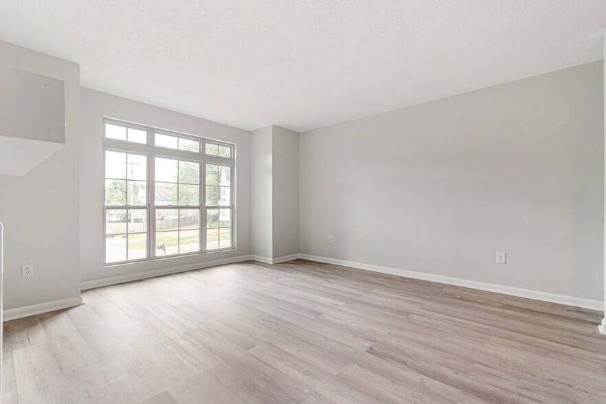Building Photo - 5608 Hickory Meadows Ct
