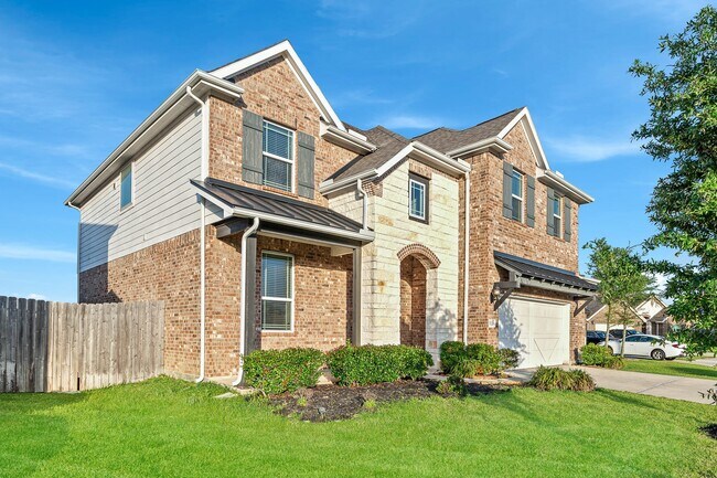 Building Photo - 3519 Sunburst Ct