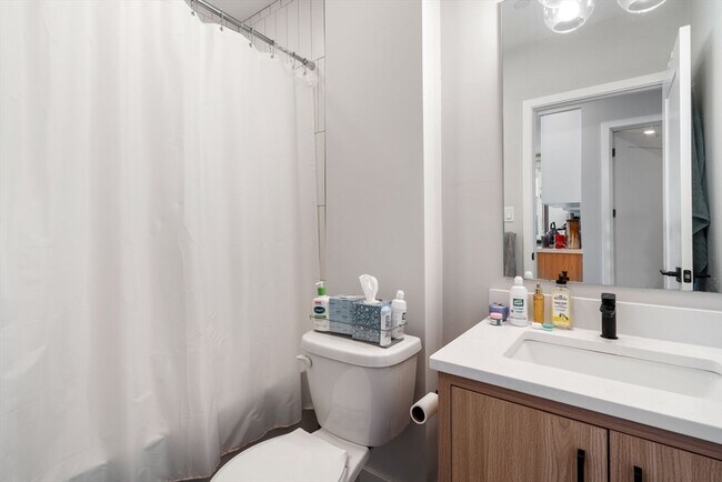 Building Photo - 457 W Broadway