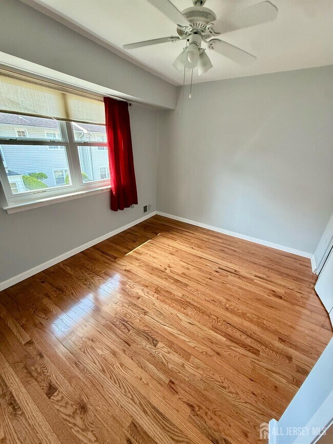 Building Photo - 4 Texas Ct