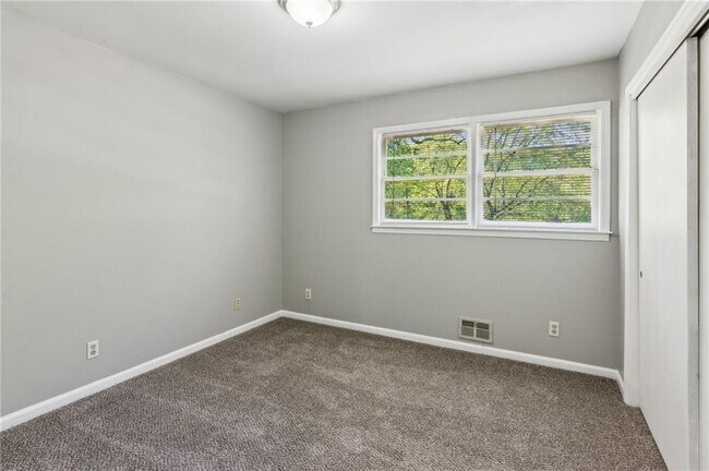 Building Photo - 4442 Mark Anthony Ct