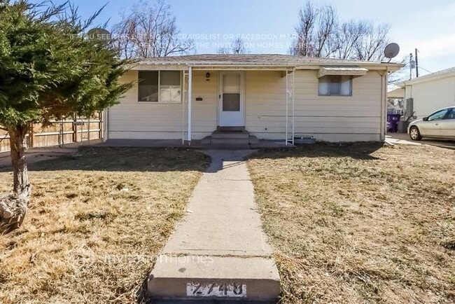 Building Photo - 2748 W Iowa Ave