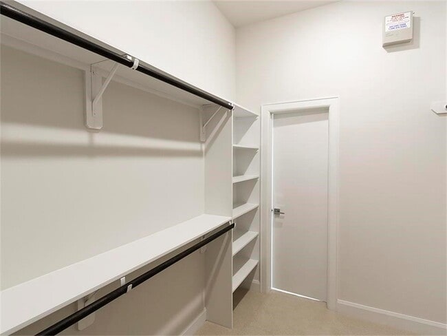 Building Photo - 3141 Leeland St