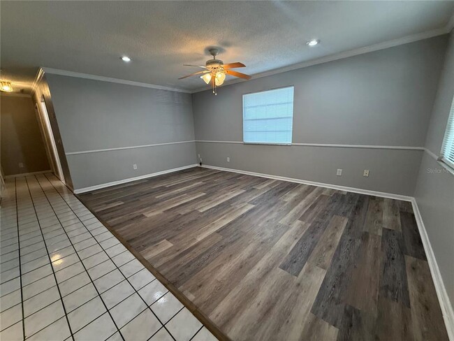 Building Photo - 39648 Meadowood Loop