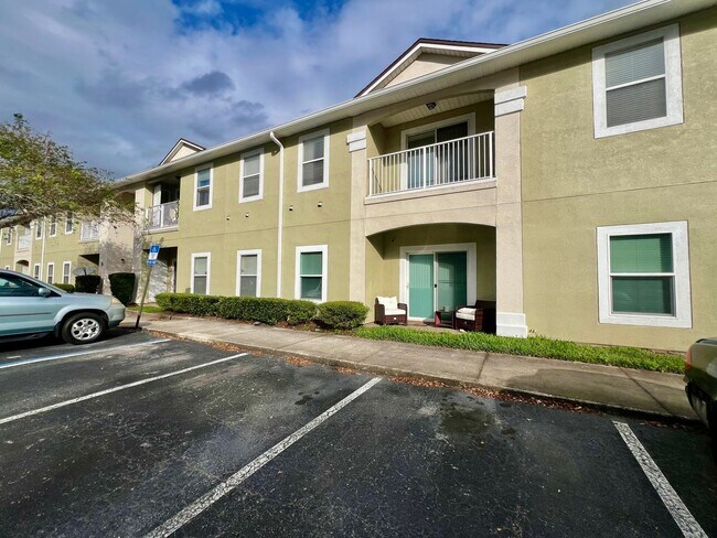 Building Photo - Gated Comfort Condo, Poolside Vibes: Your Next Home Awaits at Merrill Pines