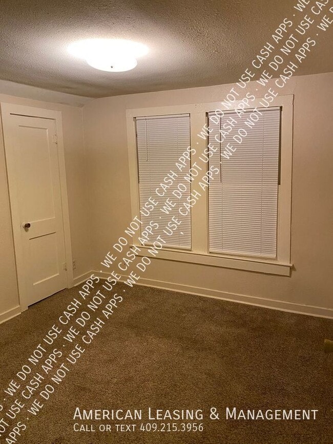 Building Photo - 810 Ellis Ave
