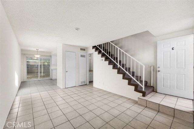 Building Photo - 324 E Ave Q7