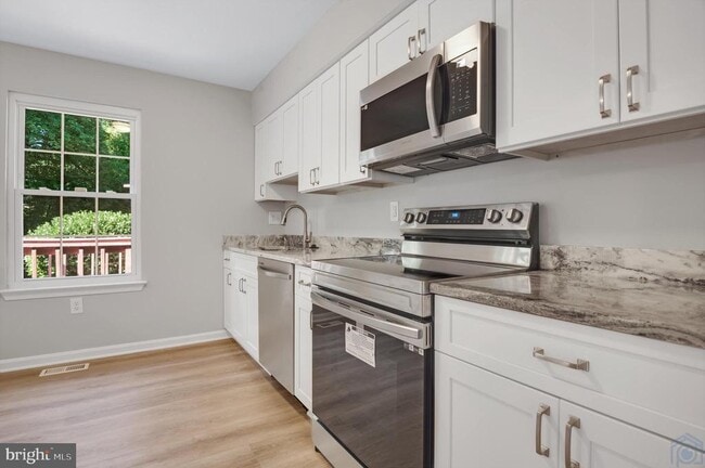 Building Photo - 2308 Wagon Wheel Ct