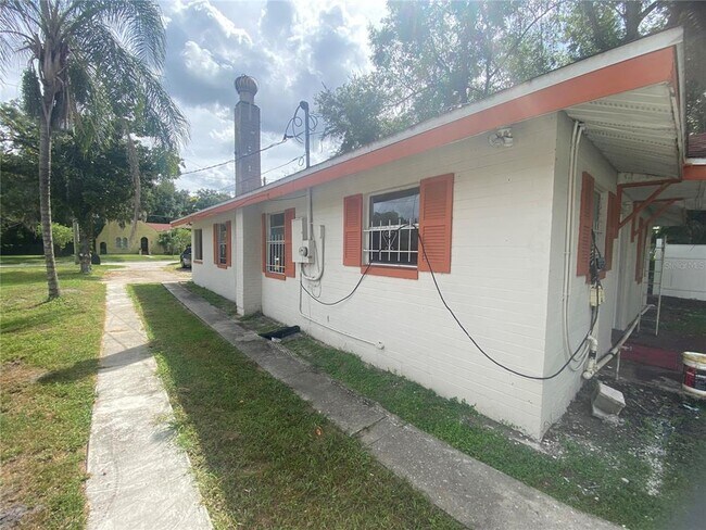 Building Photo - 414 Sunset Dr