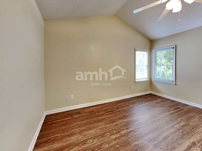 Building Photo - 9308 Leslieshire Dr