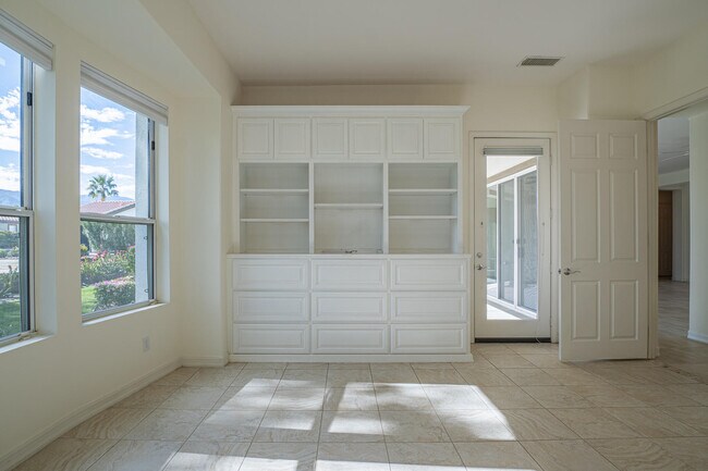 Building Photo - 81799 Prism Dr