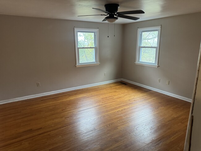 Building Photo - 5160 Snowdrift Rd
