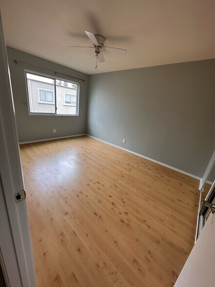 Building Photo - 9950 Topanga Canyon Blvd