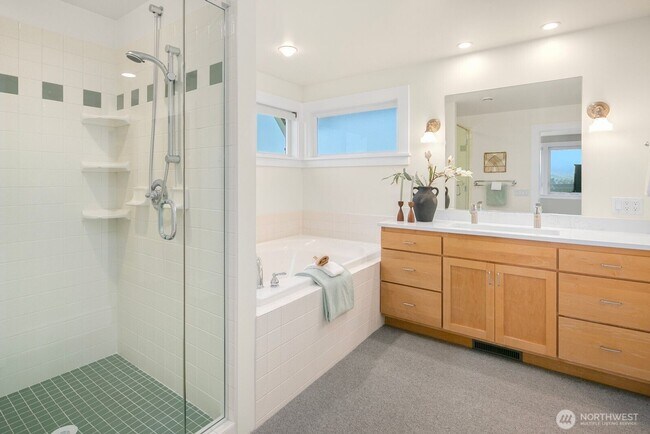 Building Photo - Light-Filled Magnolia Home with Spectacular Northwest Views