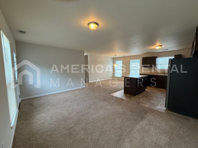 Building Photo - Home Available For Rent in Odenville - AVA...