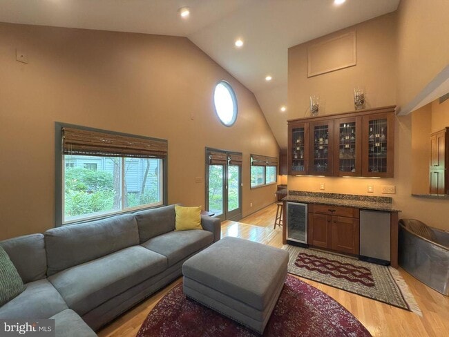 Building Photo - 1665 Cedar Hollow Way