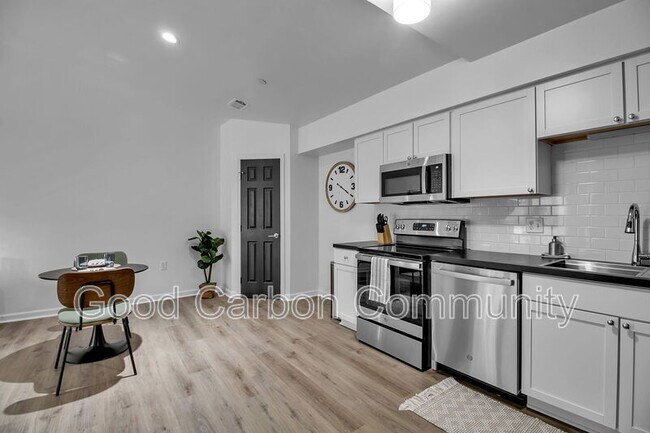 Building Photo - 7008 Erie Rd