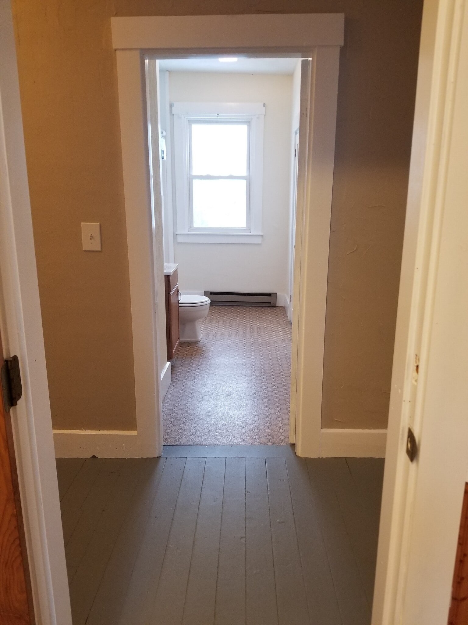 Hallway Bathroom - 47 Main St