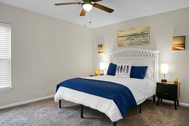 Building Photo - 124 Larkspur Dr