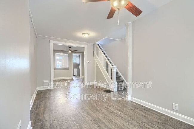 Building Photo - 1530 N Rosedale St