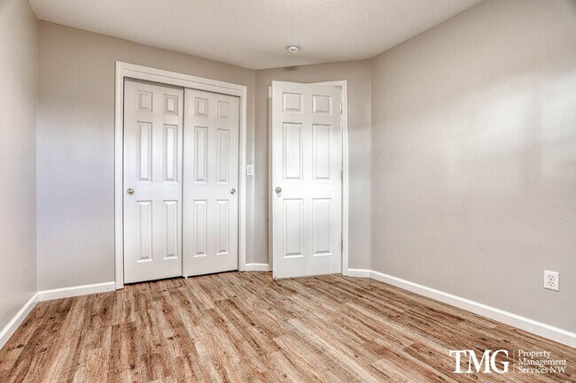 Building Photo - Charming Ranch in Desirable East County with Private Fenced Yard