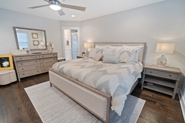 Master - 2509A Solon Dr