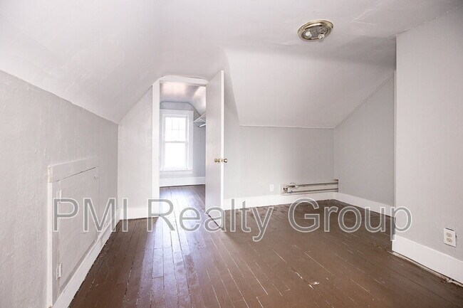 Building Photo - 3583 Ingleside Rd