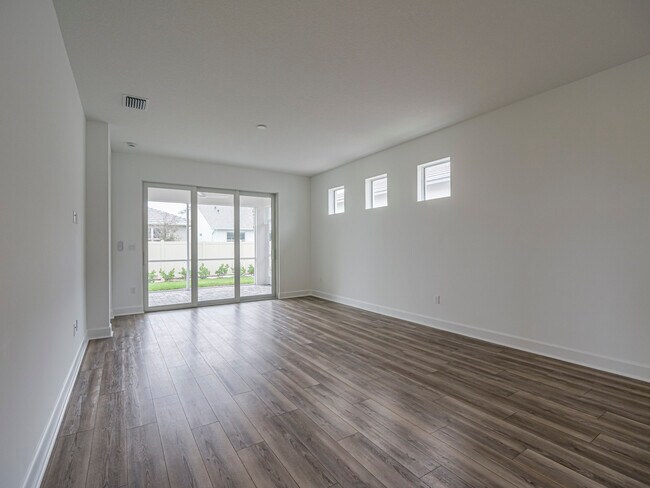 Building Photo - 4487 Nautilus Cir