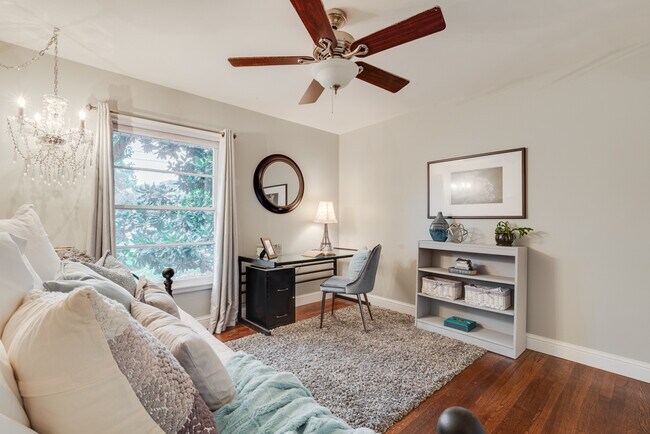 Bedroom 2 - 2515 Sherwood St