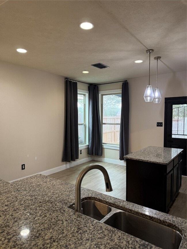 Building Photo - 9323 Fuqua Ridge Ln