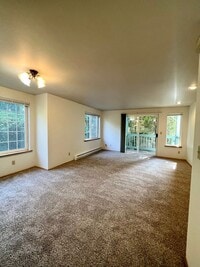 Building Photo - 1393 Bradley Ln
