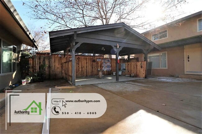 Building Photo - 915 West St