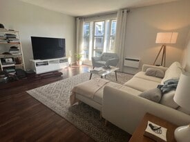 Two bedroom living area - 1730 Glendon Ave