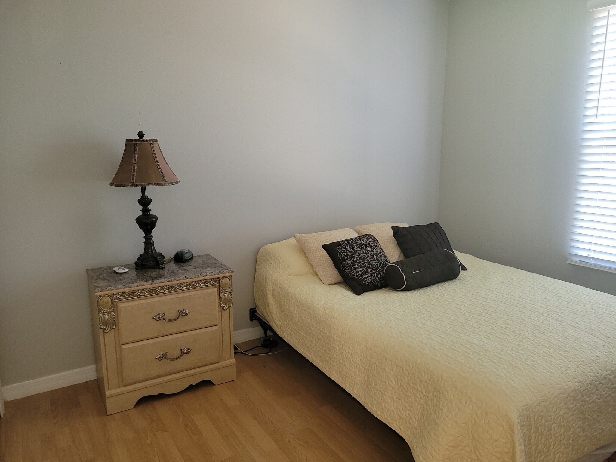 2nd room for rent - 106 Woodbury Pines Cir