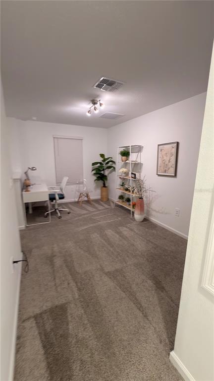 Building Photo - 2731 Armstrong Ave