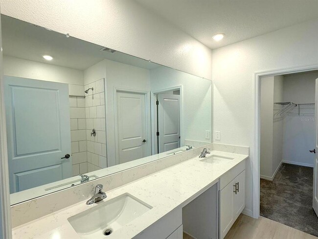 Building Photo - 2081 Hallier Cv