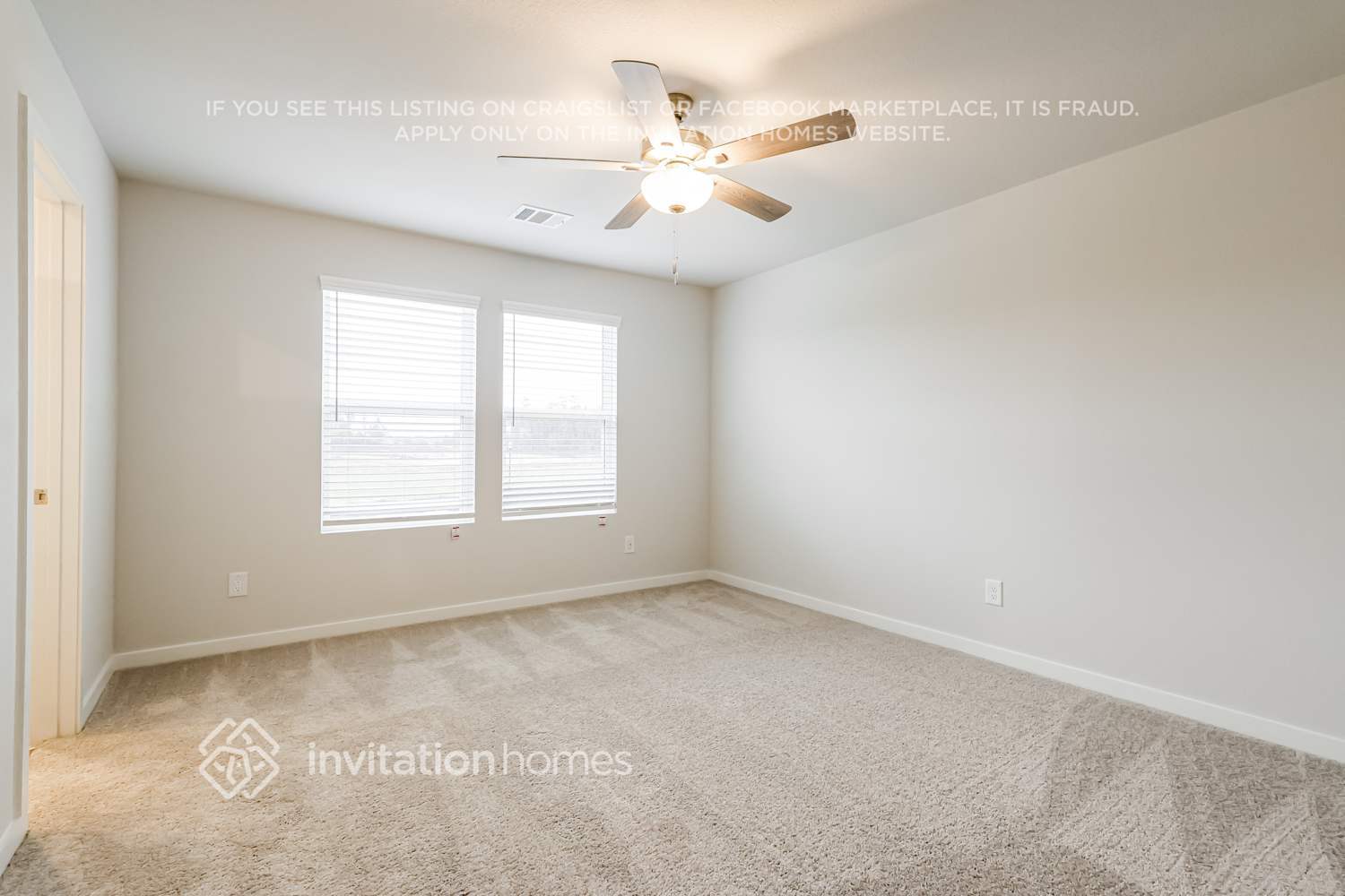 Building Photo - 19955 Park Mesa Ln