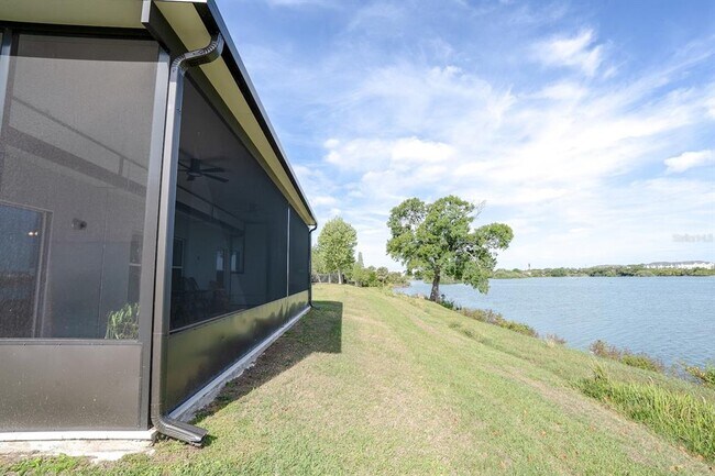 Building Photo - 8610 Turnstone Shore Ln