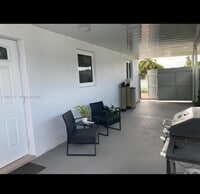 Building Photo - 11860 SW 35th St